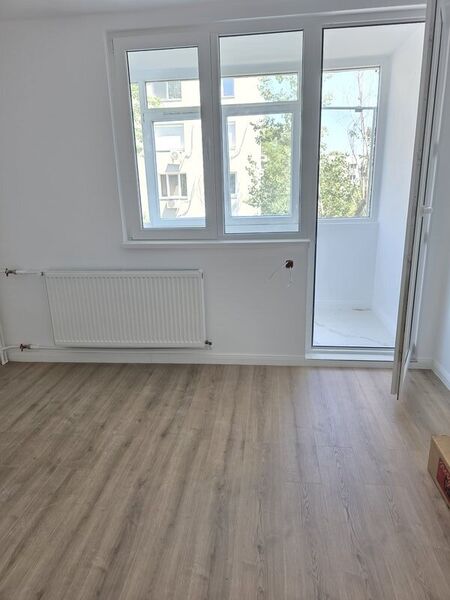 1 Decembrie 1918, renovat complet,