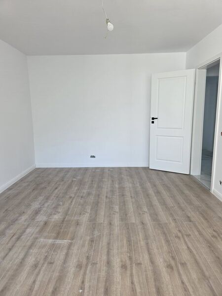 1 Decembrie 1918, renovat complet,